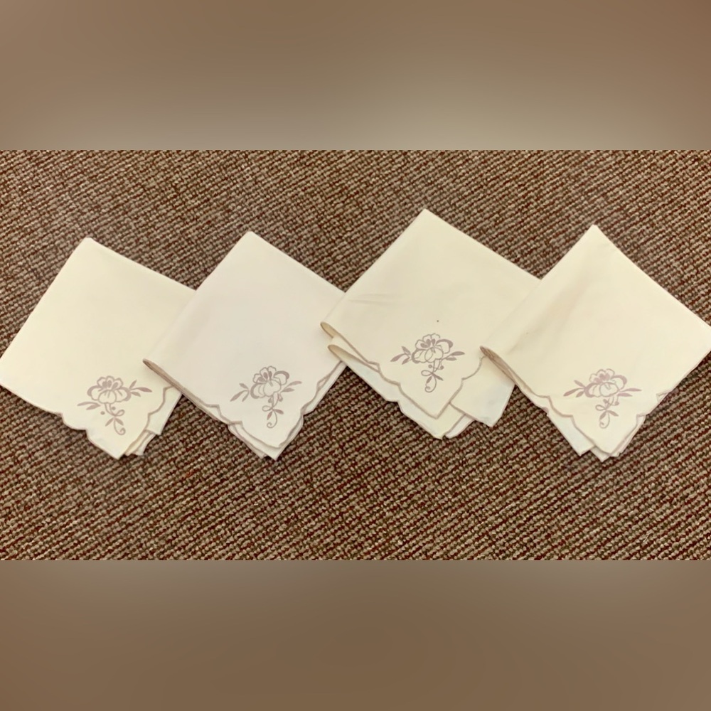 (Set of 4) Early 20th Century Antique Floral Embroidered Cotton Linen Napkins